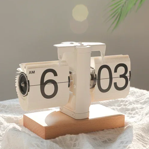 Automatic Flip Clock | Lumixes